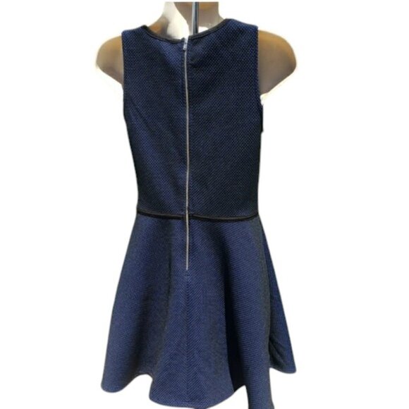 Sleevelss Dress Tank Fit Flare Stretch F21 NEW - Picture 3 of 9